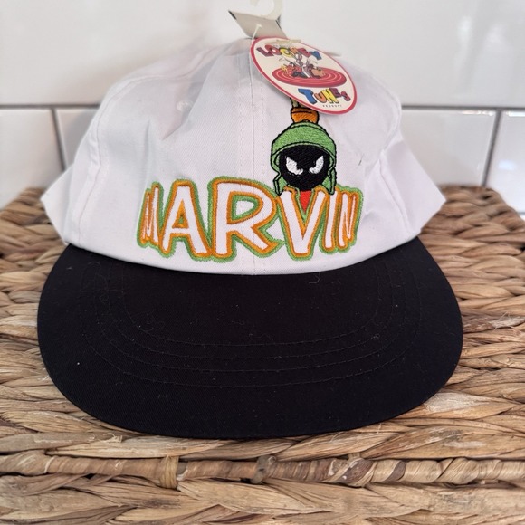 Looney Tunes Mania Other - Vintage 90's Looney Tunes Marvin The Martian elastic band hat white/black adult